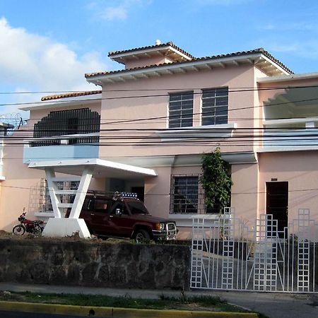 Hostal Cumbres Del Volcan Flor Blanca San Salvador Exterior foto